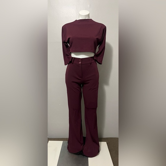 Adorable NWT boutique deep red High-waist, wide-leg 2-piece pant set! Size XS. - Picture 9 of 14